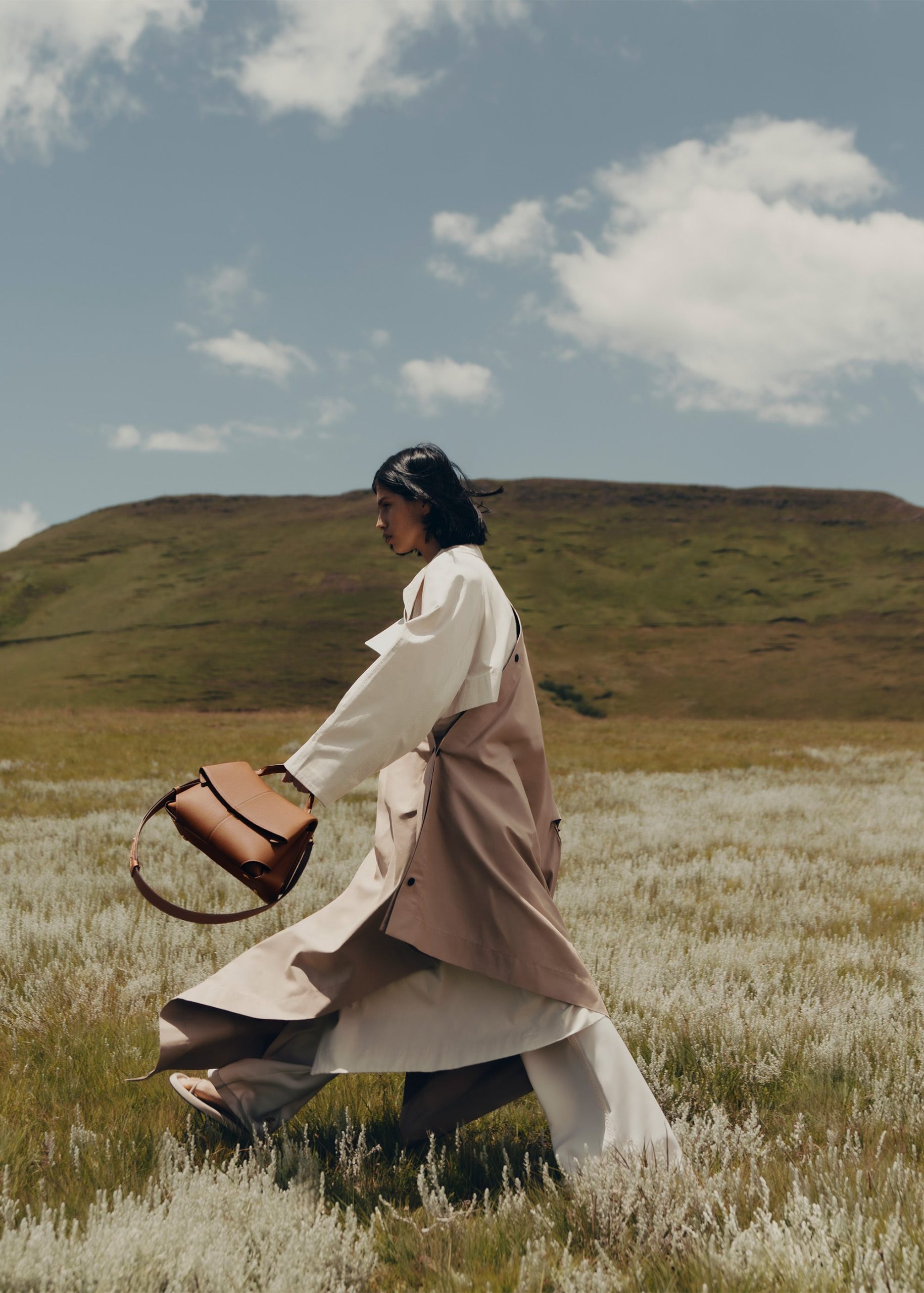 01_Daily_Bag_Camel-2452000x2800px