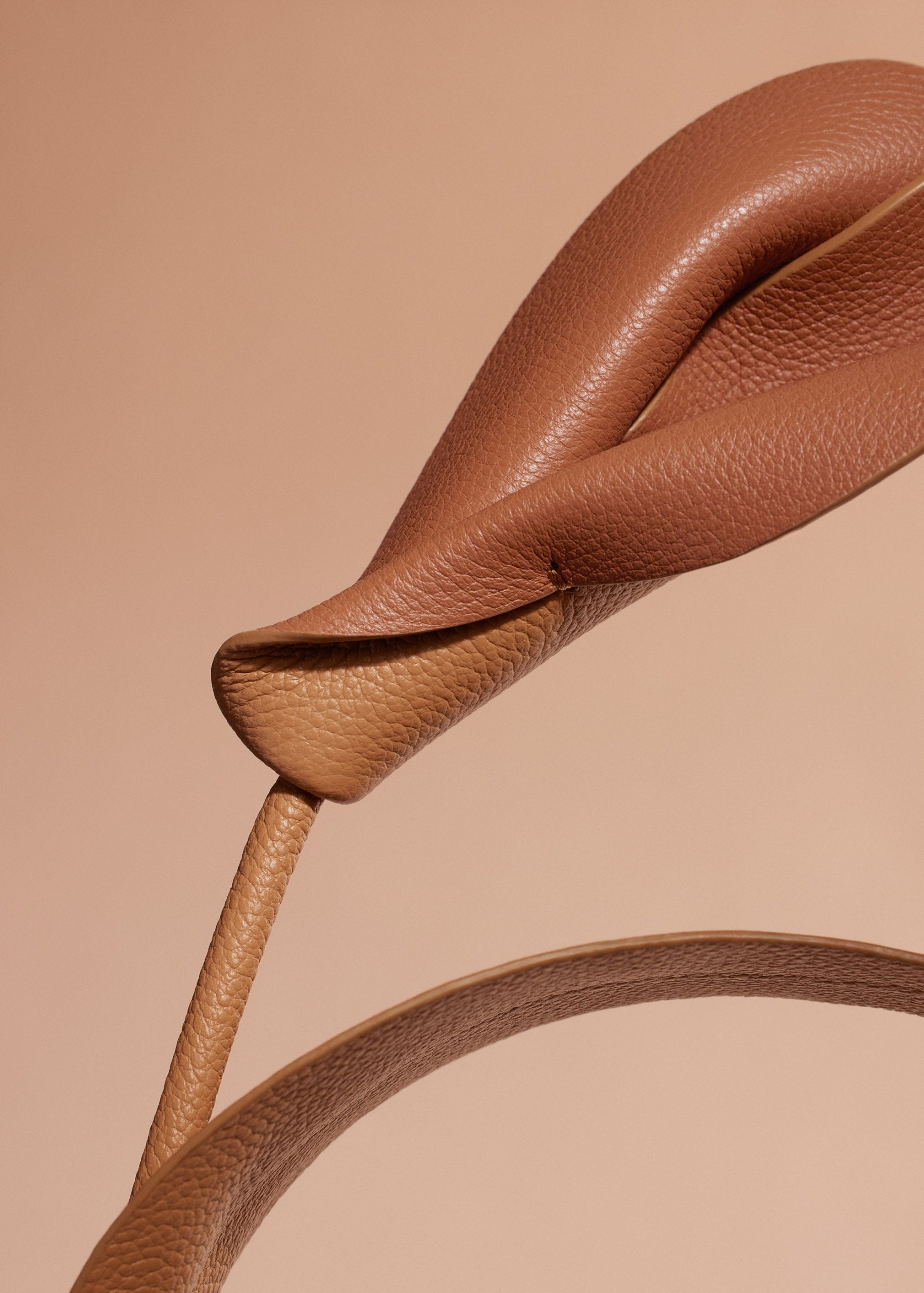 060_PILI-CAMEL_0031-DETAIL2000x2800px