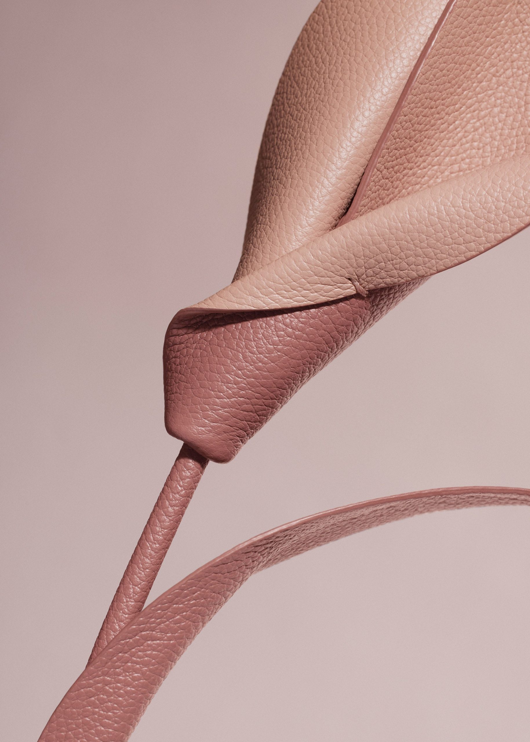 080_PILI-BLUSH_0016-DETAIL2000x2800px