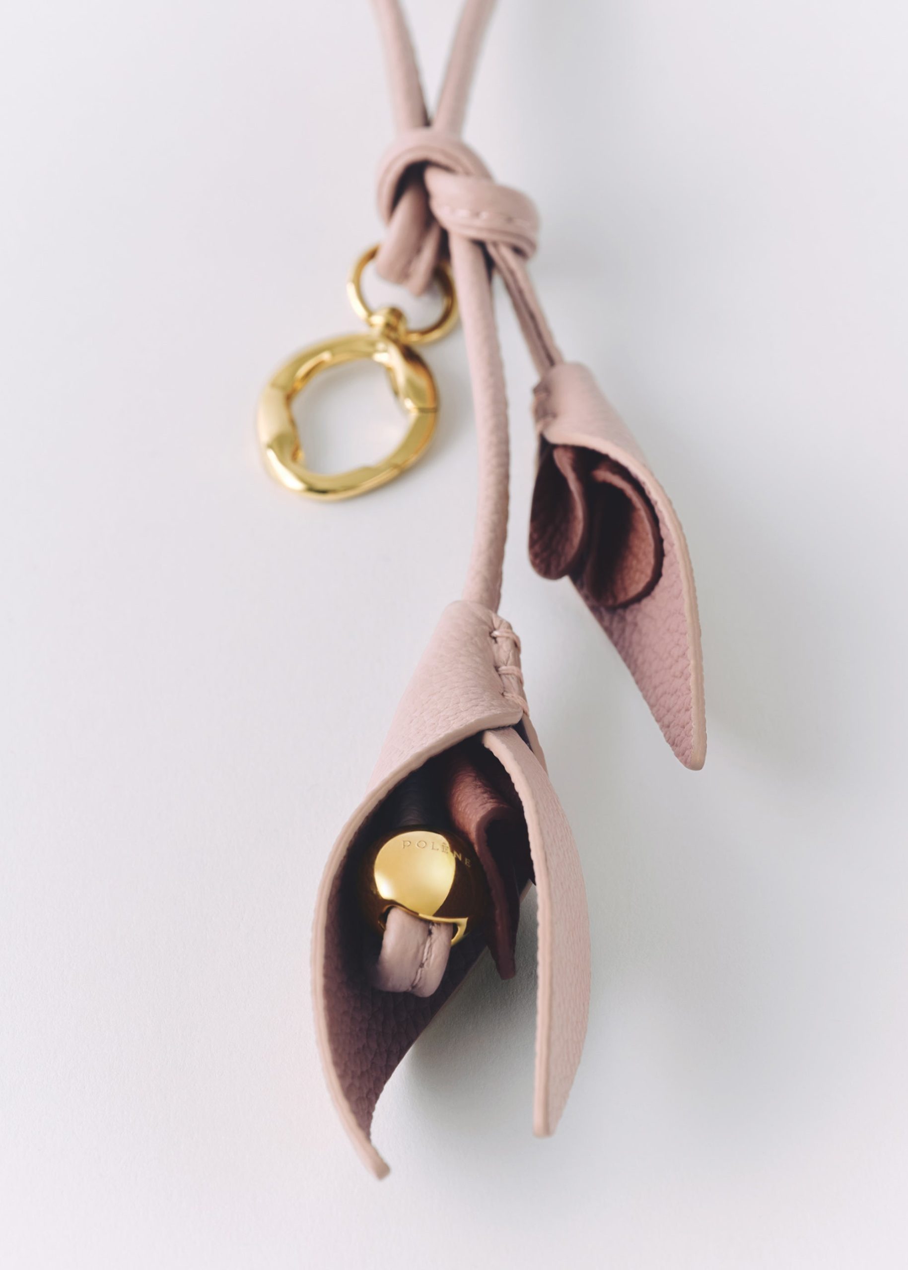 1_4935ef0d-2ac1-4373-9240-5f8bcf9157d0