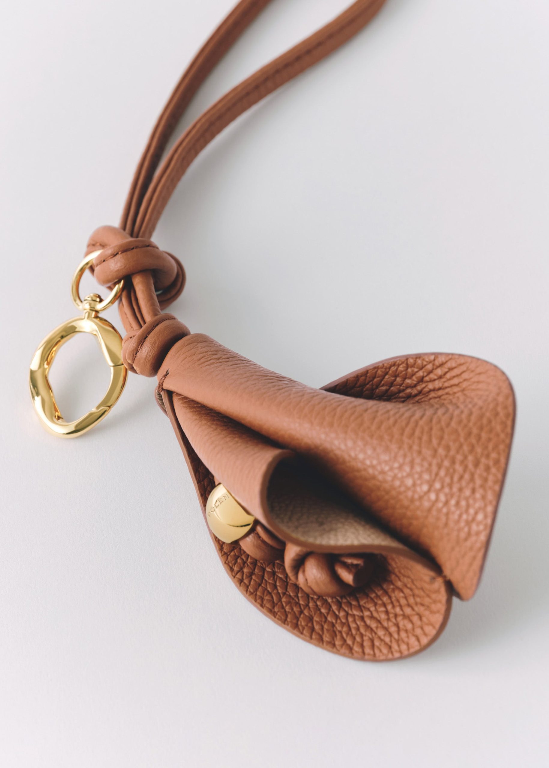 1_9fd25823-fe5a-4291-9db0-545b7f1b57a7