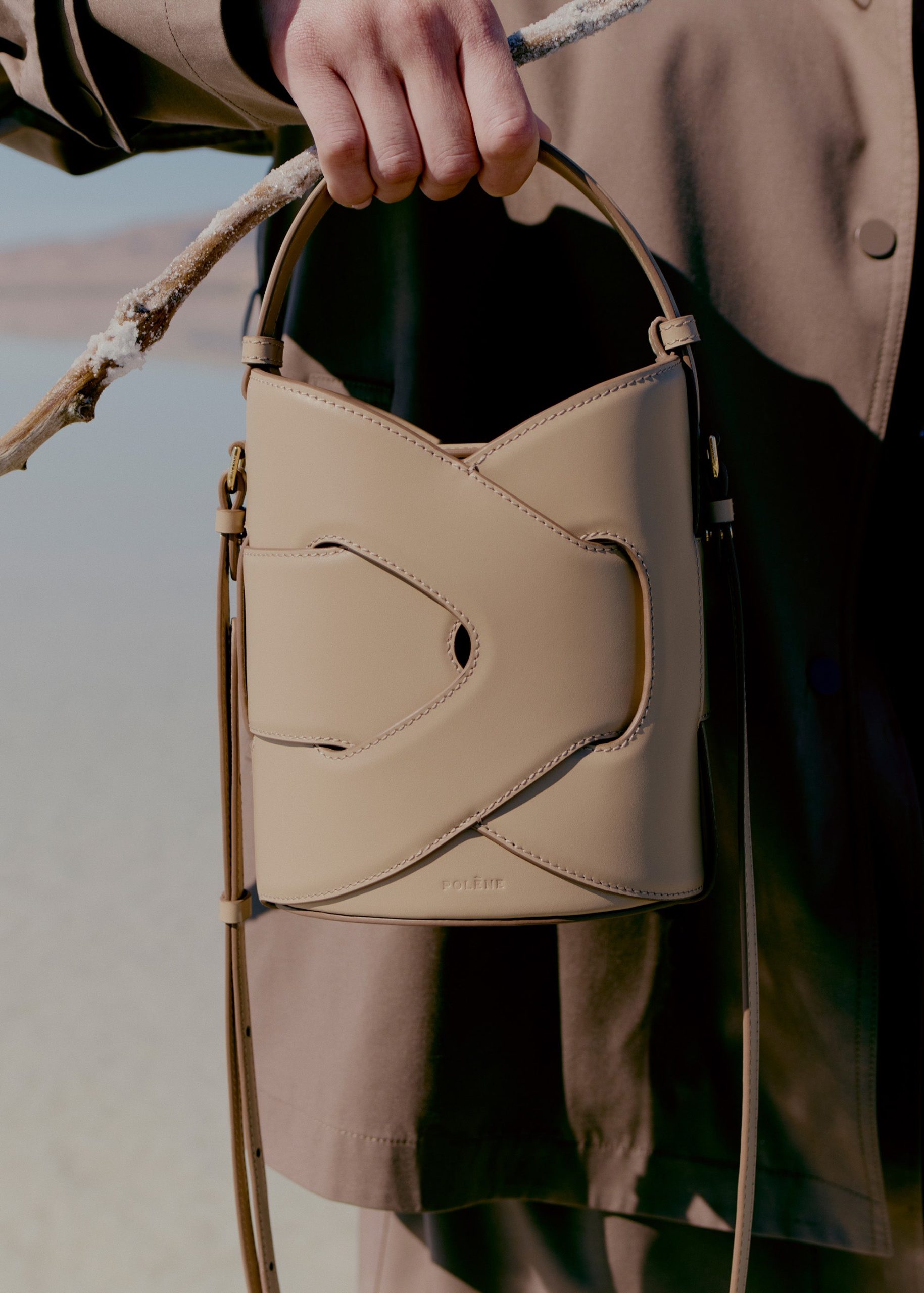 2_fdc5c367-de9a-40f6-ac3f-01fb4c9e82c6