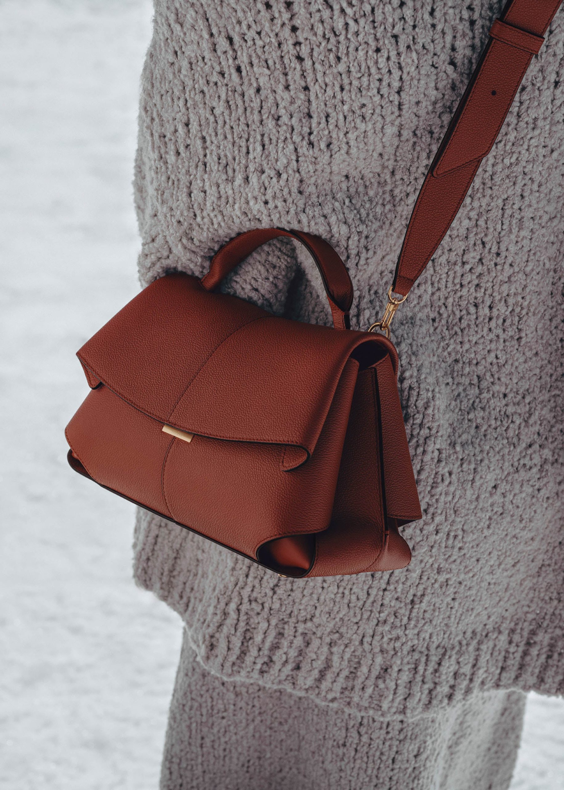 3_3bdcd372-07ee-45d4-8807-81c949c4fbb8