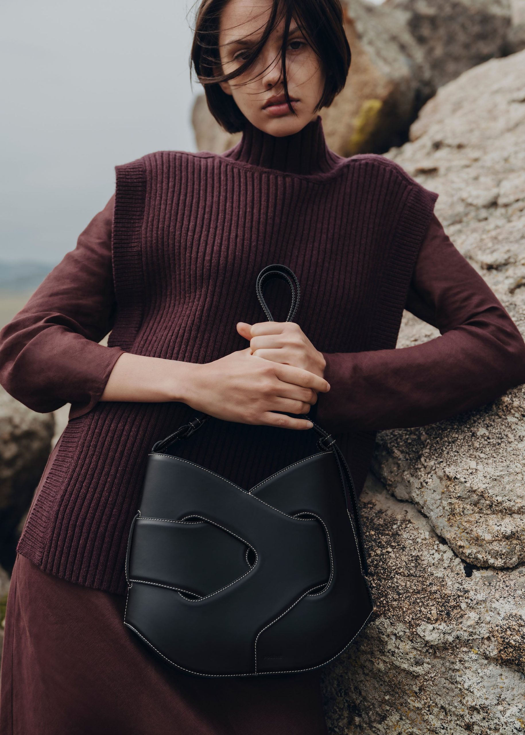 43_Nodde_Hobo_Noir-35202000x2800px