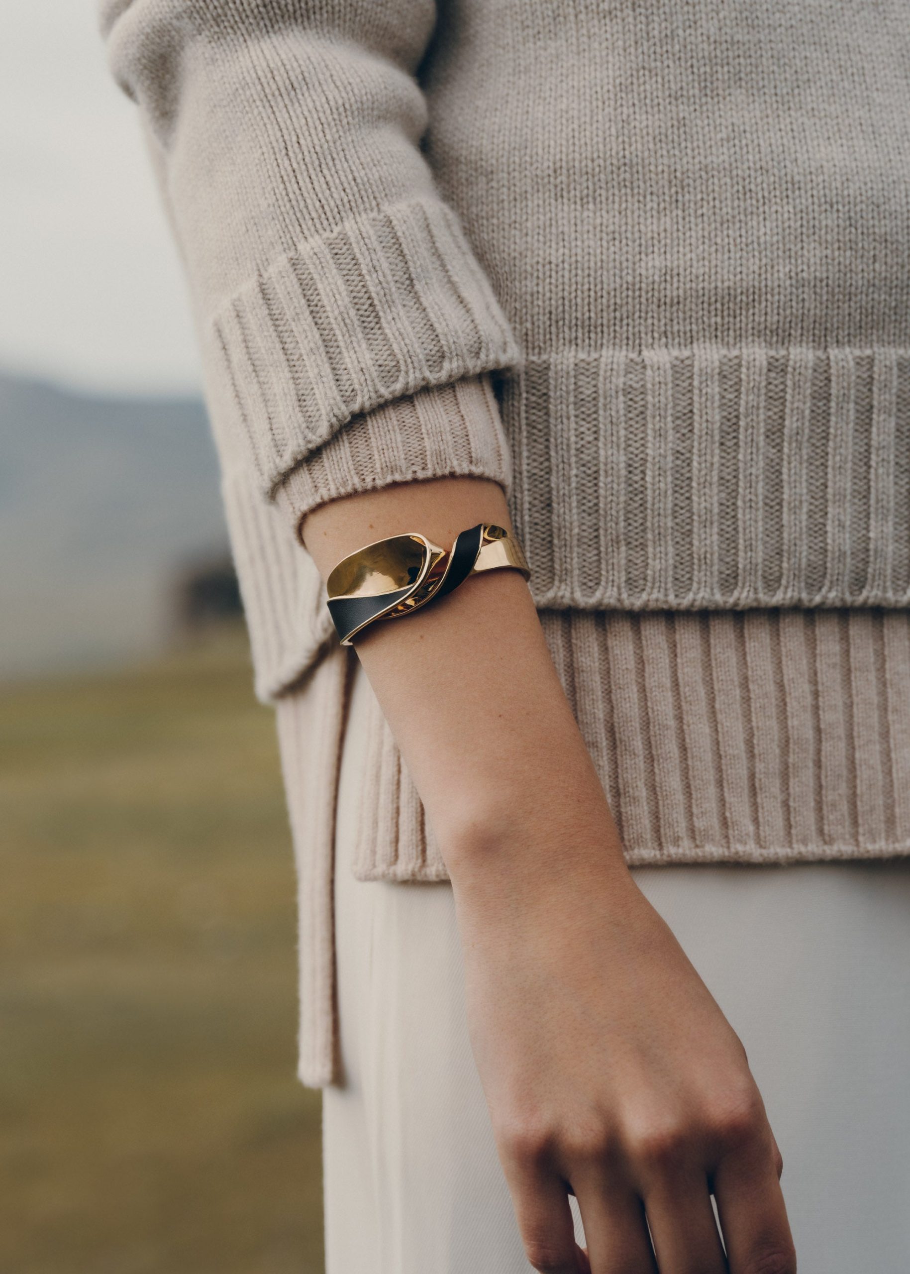 4_24759a95-1ee5-4318-9c98-892688289819