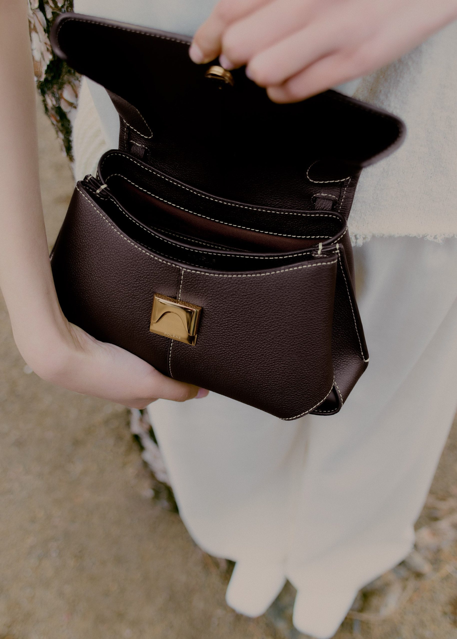 4_a5d86744-18d4-429a-8061-70a170828d09