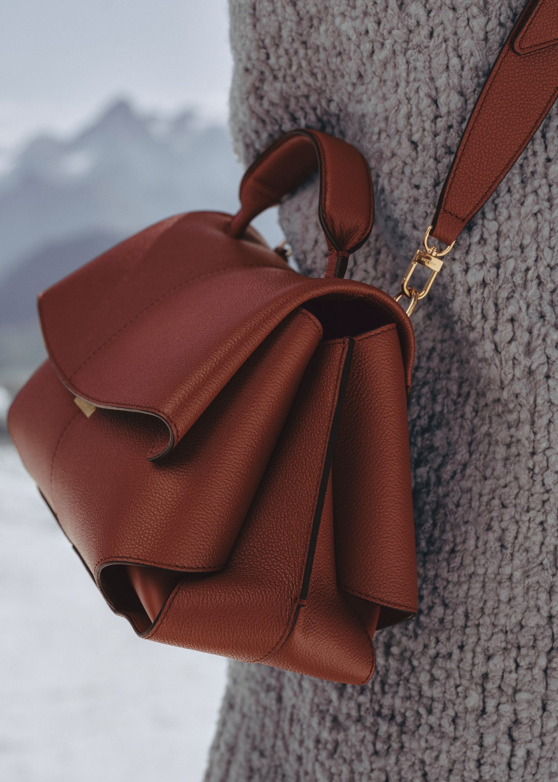 4_a617e574-4250-4ad0-8c67-f56973c95441