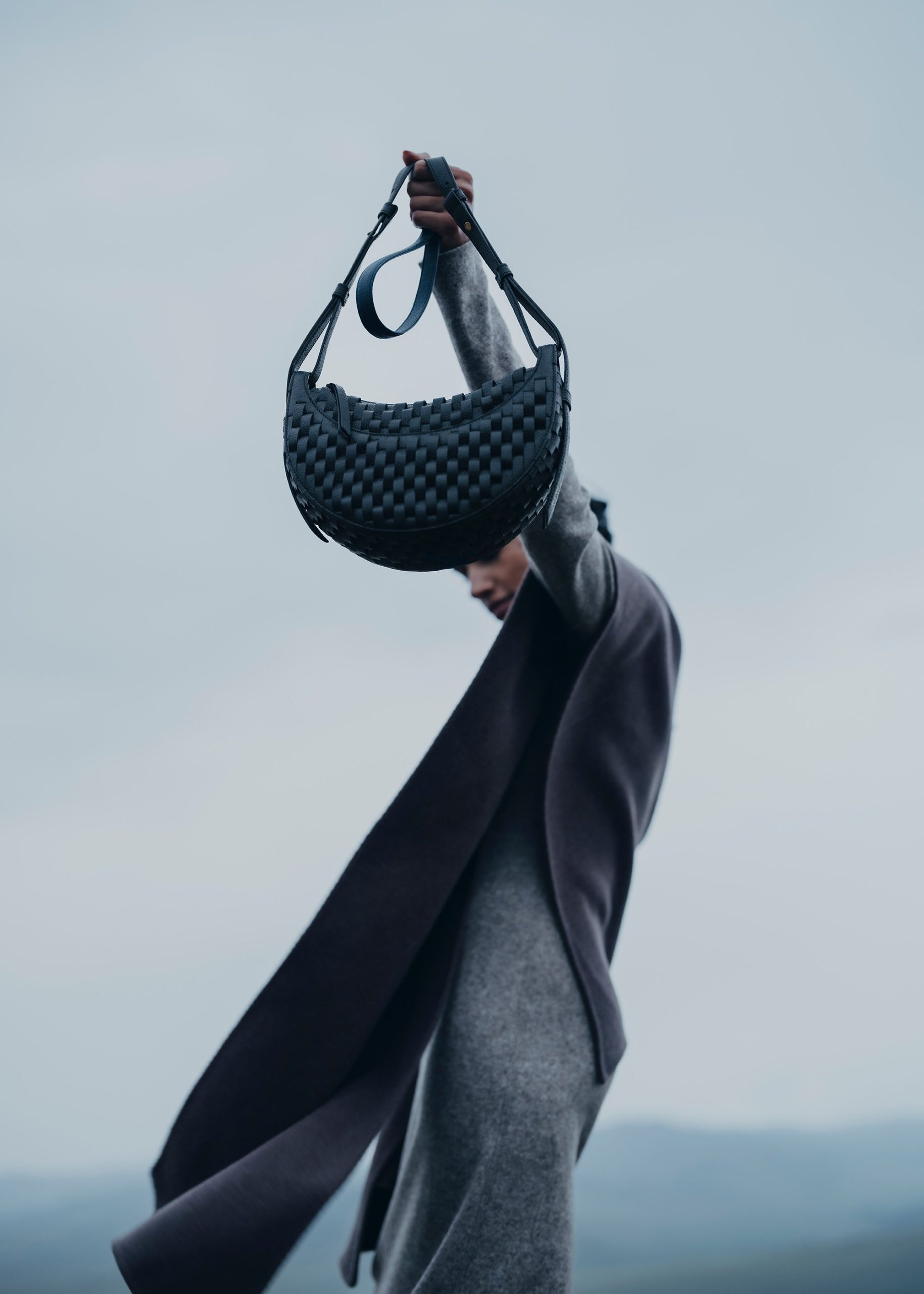 56_N_10_Onda_Noir-47412000x2800px