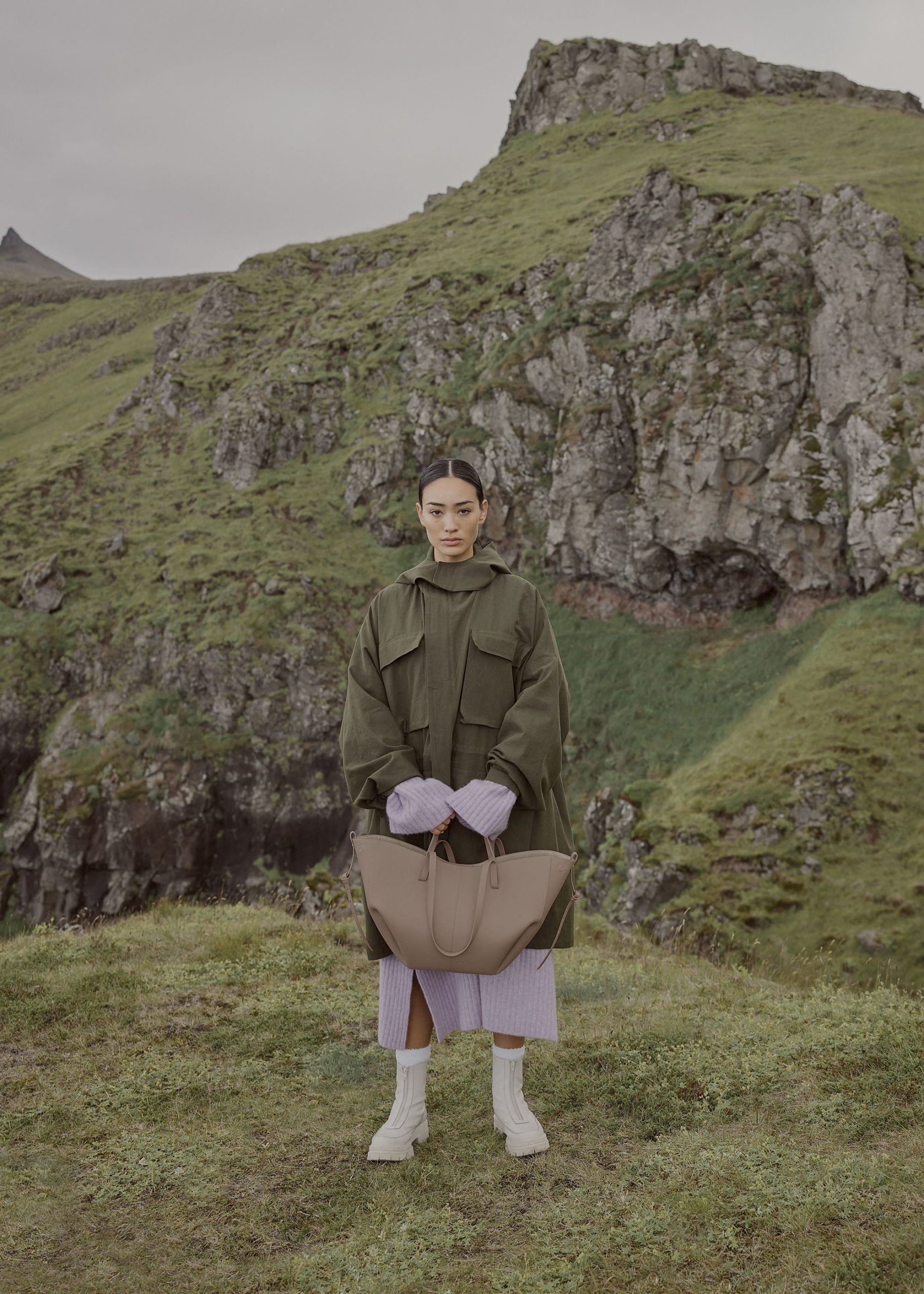 CYME_TAUPE_02322000x2800px