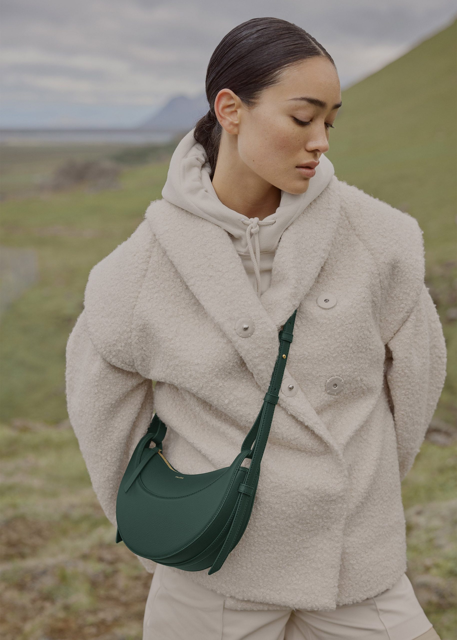 N10_VERT_00502000x2800px