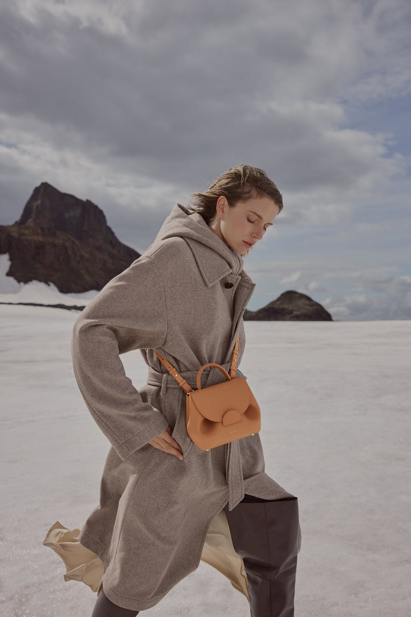 N1_NANO_TAN_0034_2000x2800px