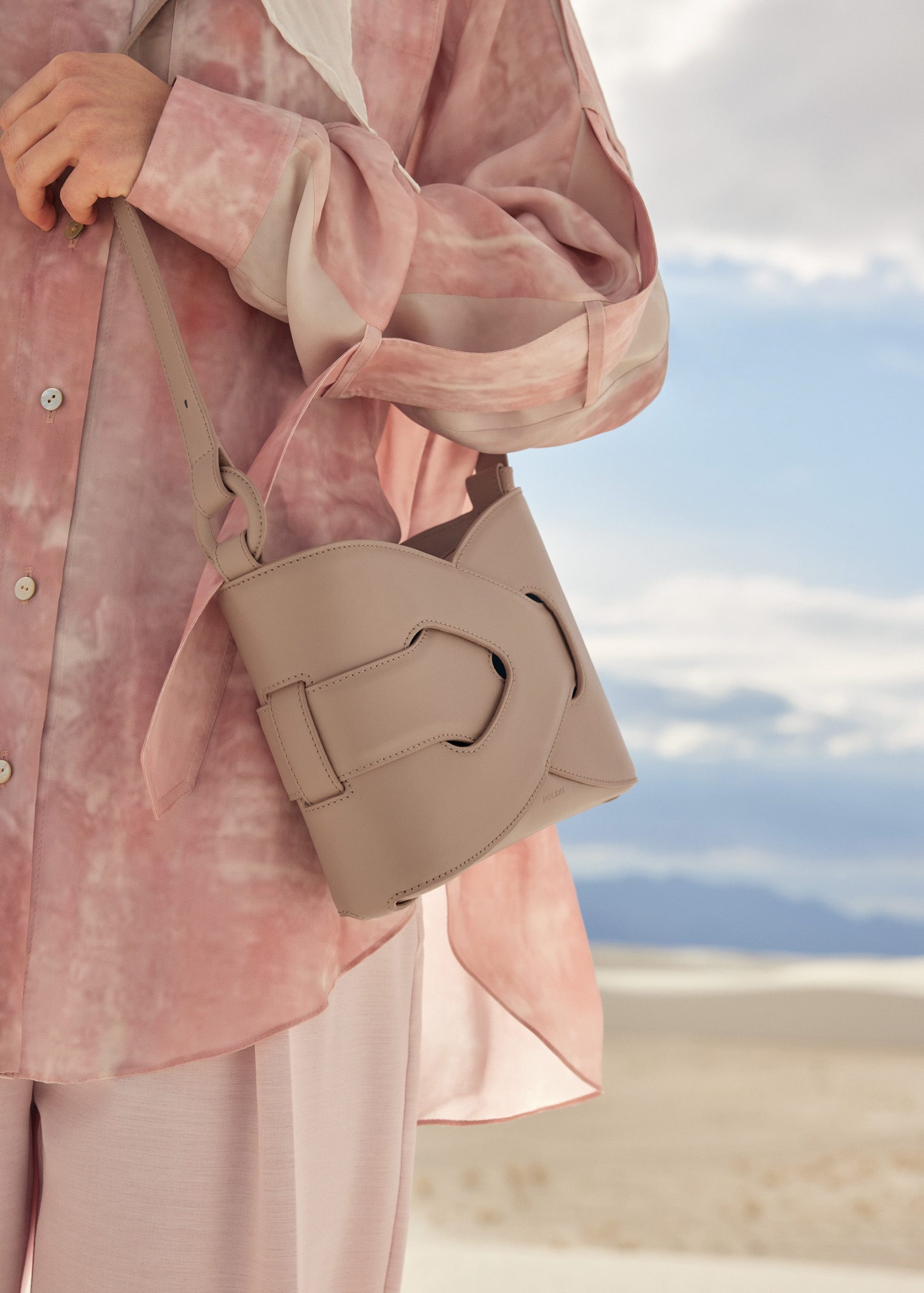 WHITE_SANDS_CRAFTY_ARGILE_1242000x2800px