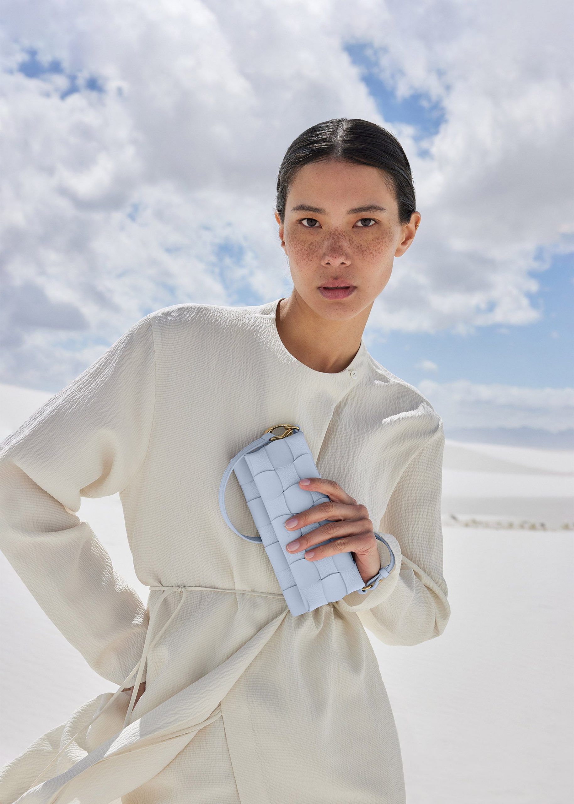 WHITE_SANDS_LONG_WALLET_GLACIER_0682000x2800px_3fab059d-e665-4446-b4e5-5fde4ce12a73