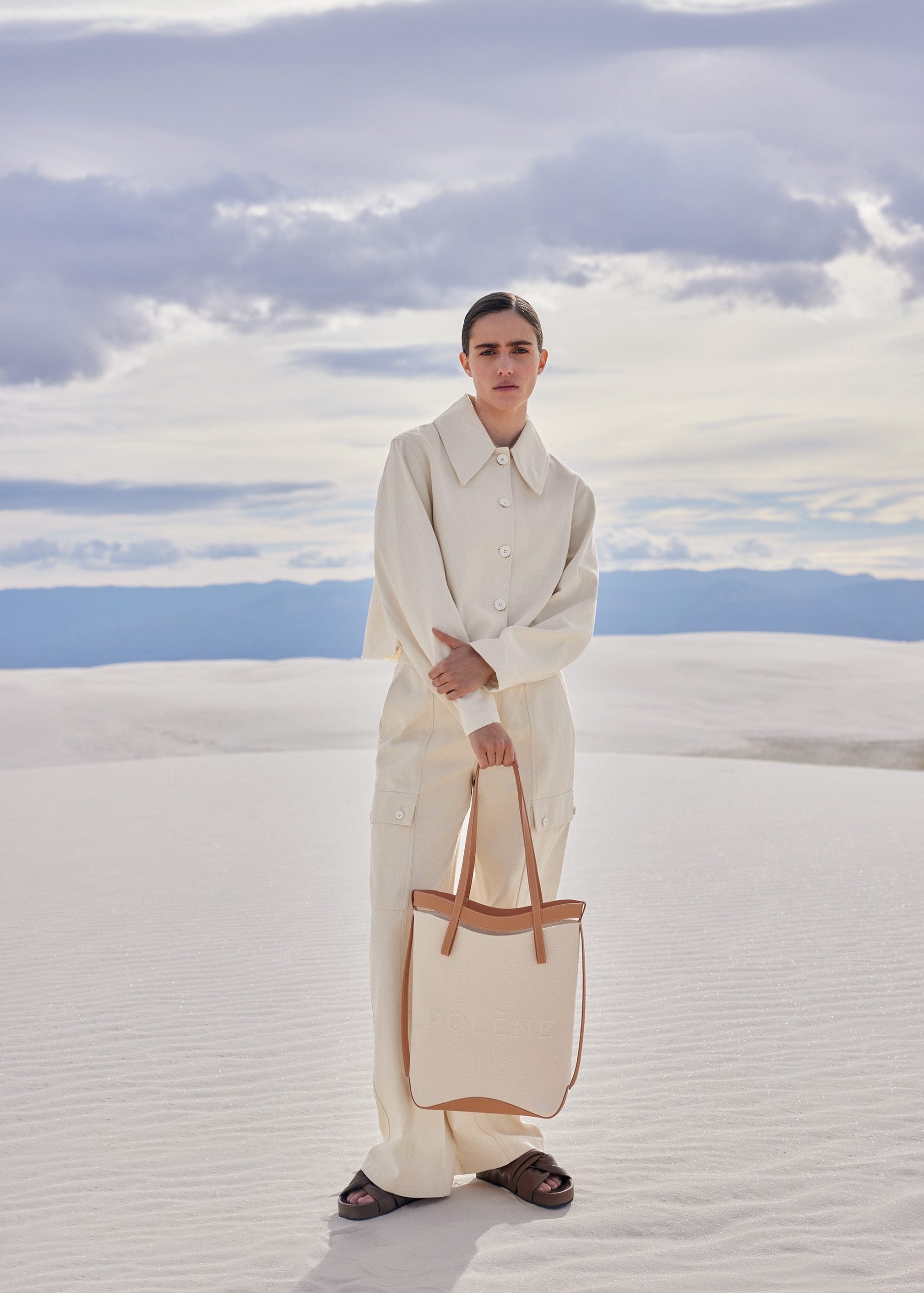WHITE_SANDS_TOTE_TELA_TAN_0682000x2800px